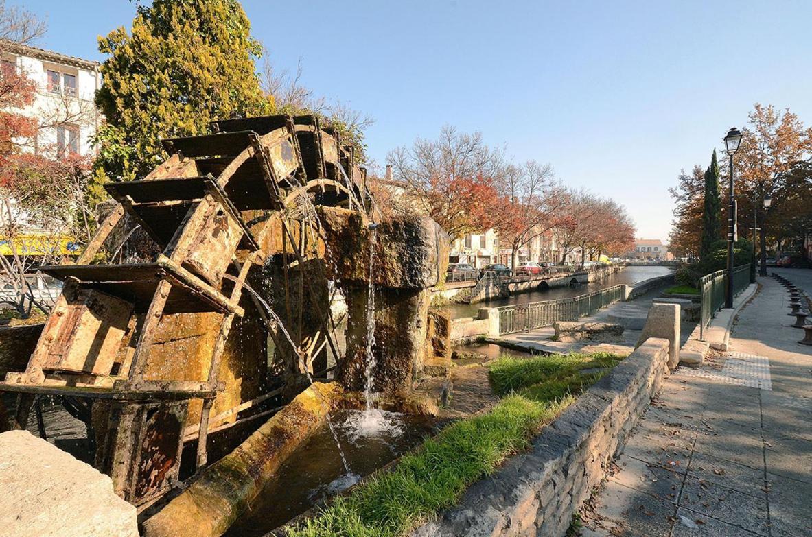 Gite De L'Olivier, Classe, Climatise, Jardin Avec Parking Gratuit Devant Le Logement Et A 5 Minutes Du Centre-Ville A Pied L'Isle-sur-la-Sorgue Bagian luar foto